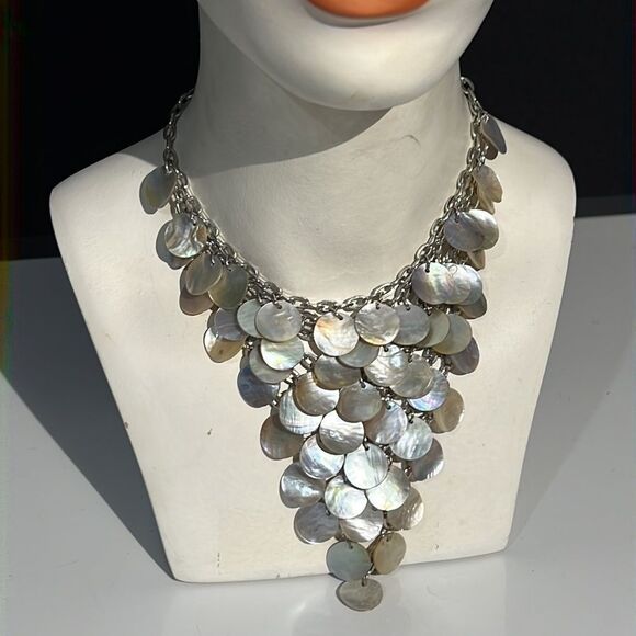Fantastic Cascading Bib Mother of Pearl Necklace - Picture 1 of 10